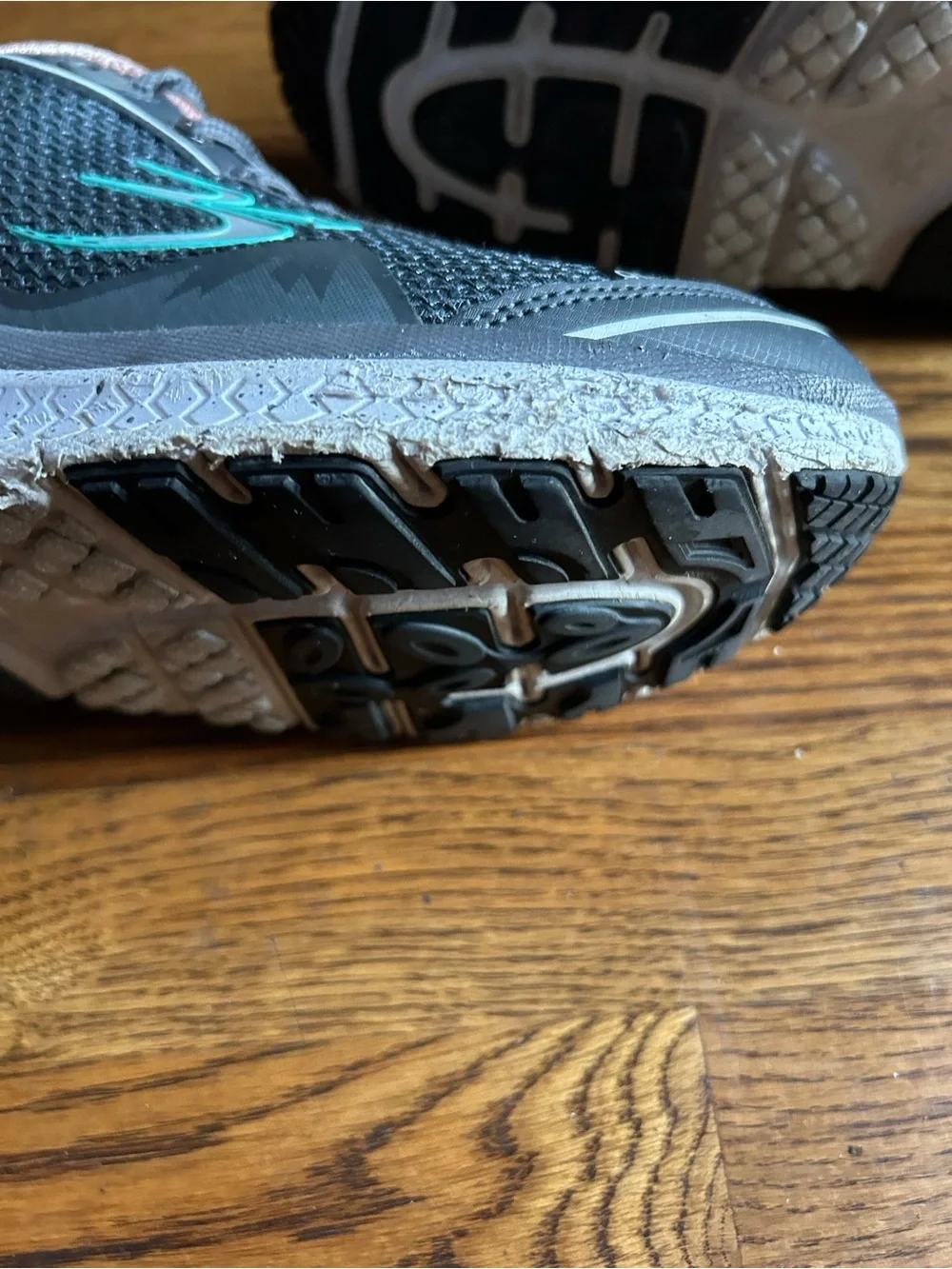 GDEFY Athletic Walking Running Shoes Women’s Size 9.5 Gray Pink Teal - Picture 13 of 14